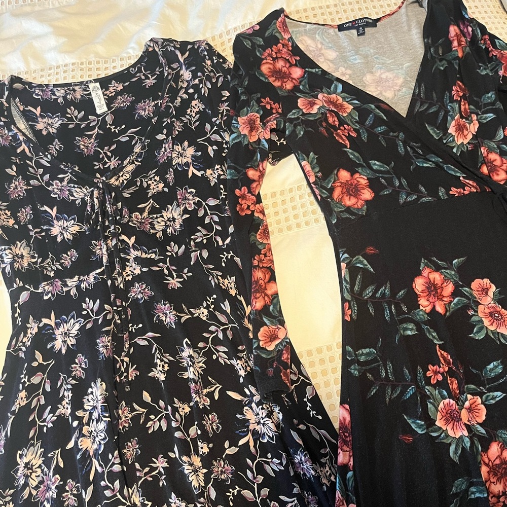 Lot of 2 black floral dresses size small